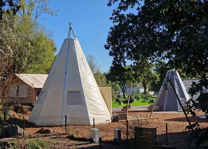 Tipi Les P'tites Maisons Dans La Prairie Camping Sallertaine