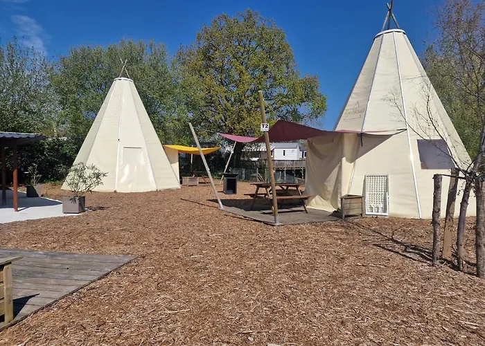 Tipi Les P'tites Maisons Dans La Prairie