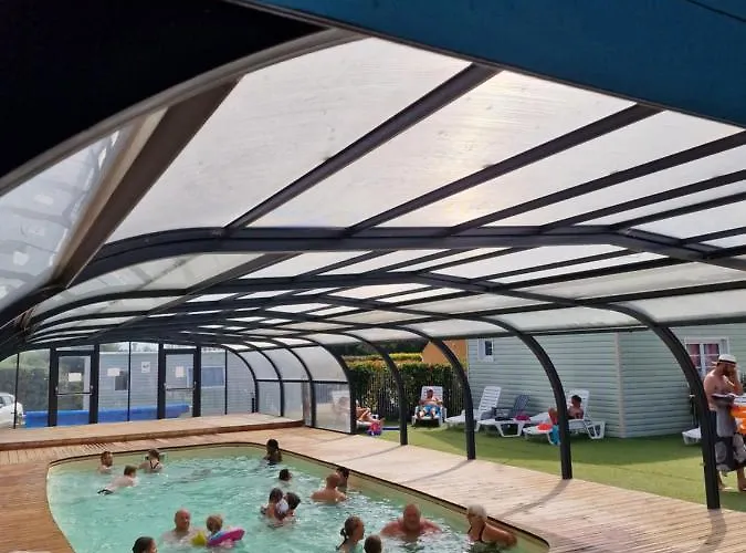 Camping Tipi Les P'tites Maisons Dans La Prairie Sallertaine